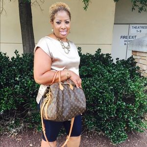 Meet your Posher, Sherry